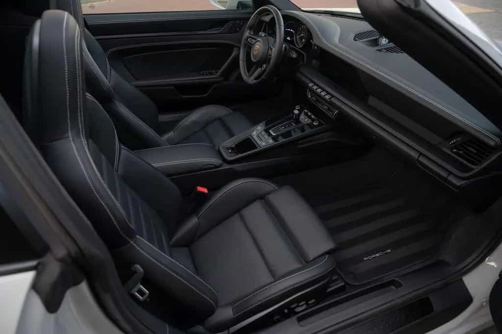 Porsche 992 992 Targa 4 GTS 09/2023-photo-8