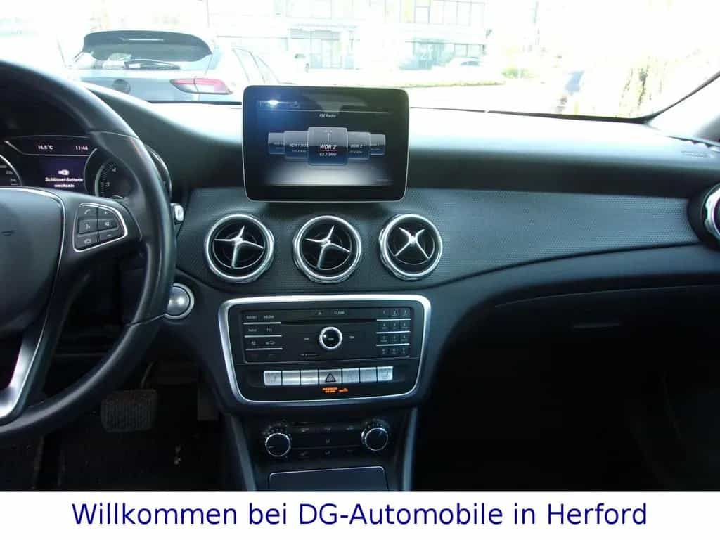 Mercedes-Benz GLA-Class 180 Style,Klima,Navi,Tel,Winterpak,Pdc v+h 03/2019-photo-13