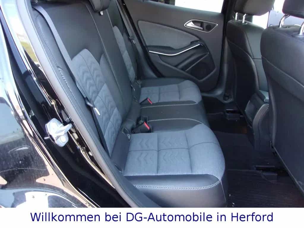 Mercedes-Benz GLA-Class 180 Style,Klima,Navi,Tel,Winterpak,Pdc v+h 03/2019-photo-20