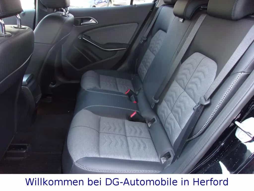 Mercedes-Benz GLA-Class 180 Style,Klima,Navi,Tel,Winterpak,Pdc v+h 03/2019-photo-21