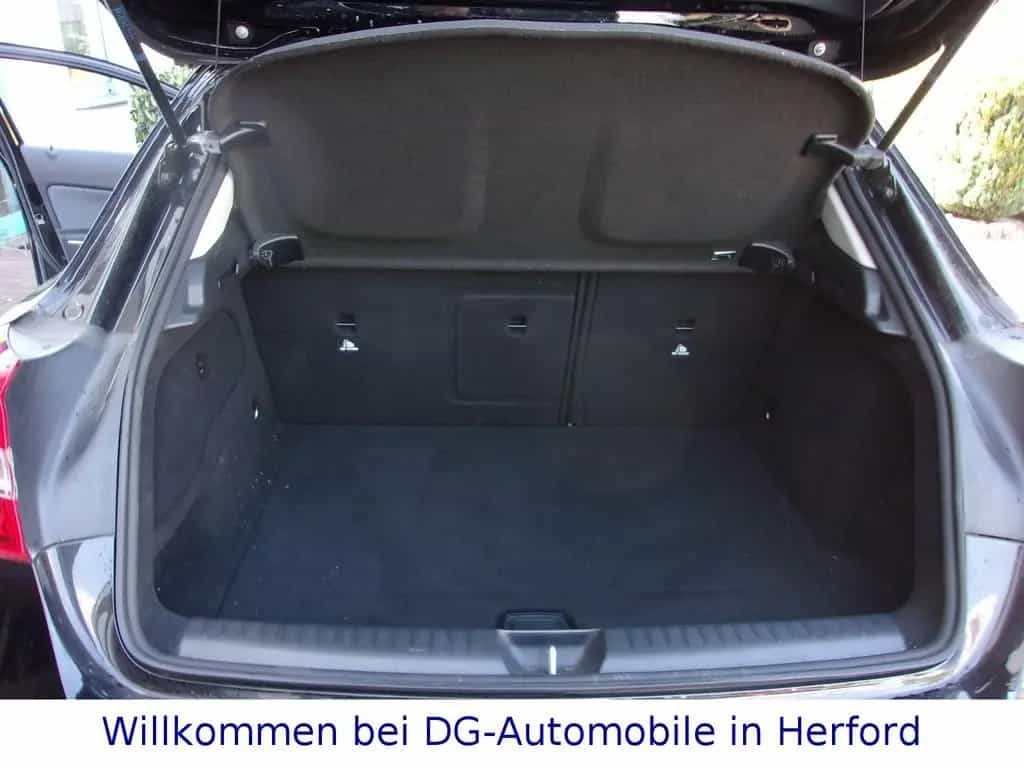 Mercedes-Benz GLA-Class 180 Style,Klima,Navi,Tel,Winterpak,Pdc v+h 03/2019-photo-22