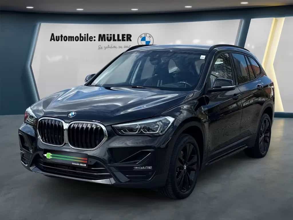 BMW X1 20 d xDrive Sport Line AHK-abnehmbar Navi LED 03/2021-photo-0