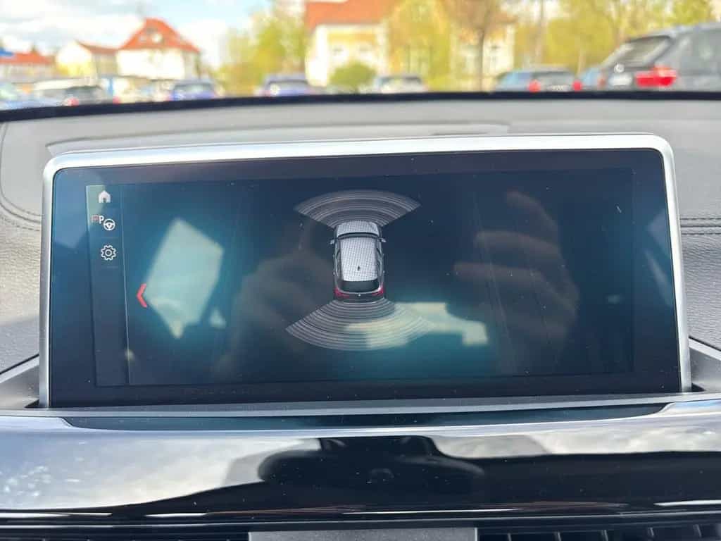 BMW X1 20 d xDrive Sport Line AHK-abnehmbar Navi LED 03/2021-photo-19