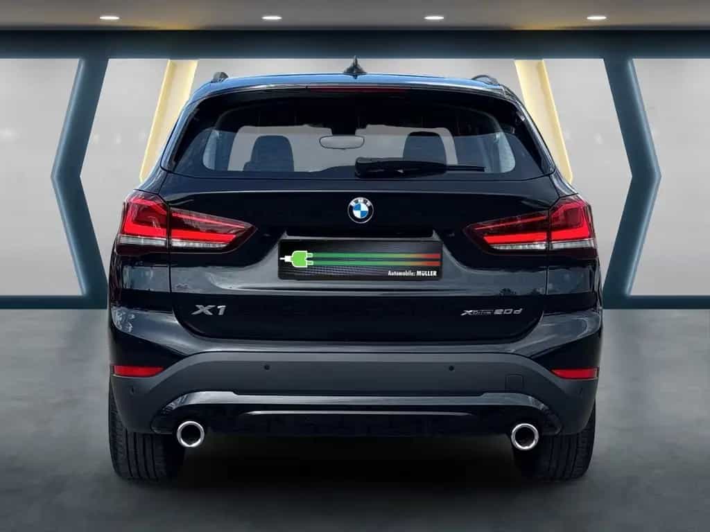 BMW X1 20 d xDrive Sport Line AHK-abnehmbar Navi LED 03/2021-photo-3