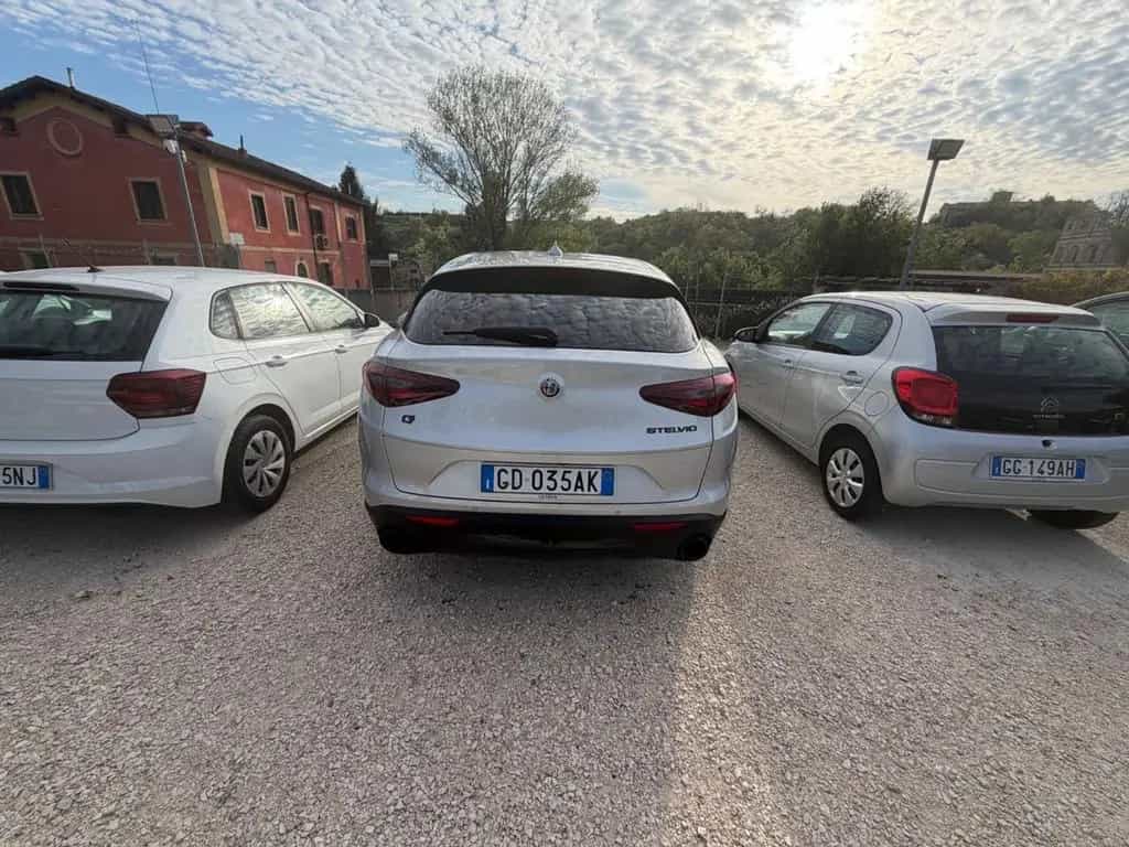 Alfa Romeo Stelvio 2.2 Turbodiesel 190 CV AT8 Q4 10/2020-photo-4