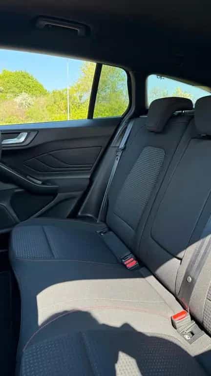 Ford Focus 1,5 EcoBoost 110kW ST-Line Turnier ST-Line 10/2019-photo-9