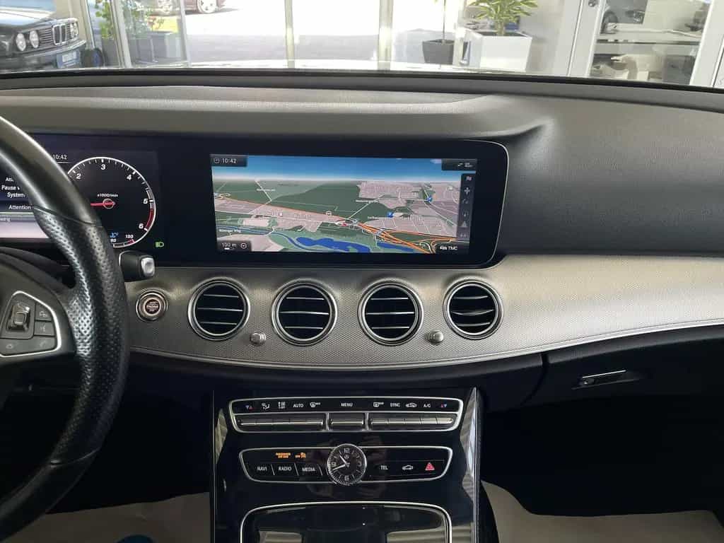 Mercedes-Benz E-Class 220 d Avantgarde Leder Kamera Virtual Keyless 01/2017-photo-15