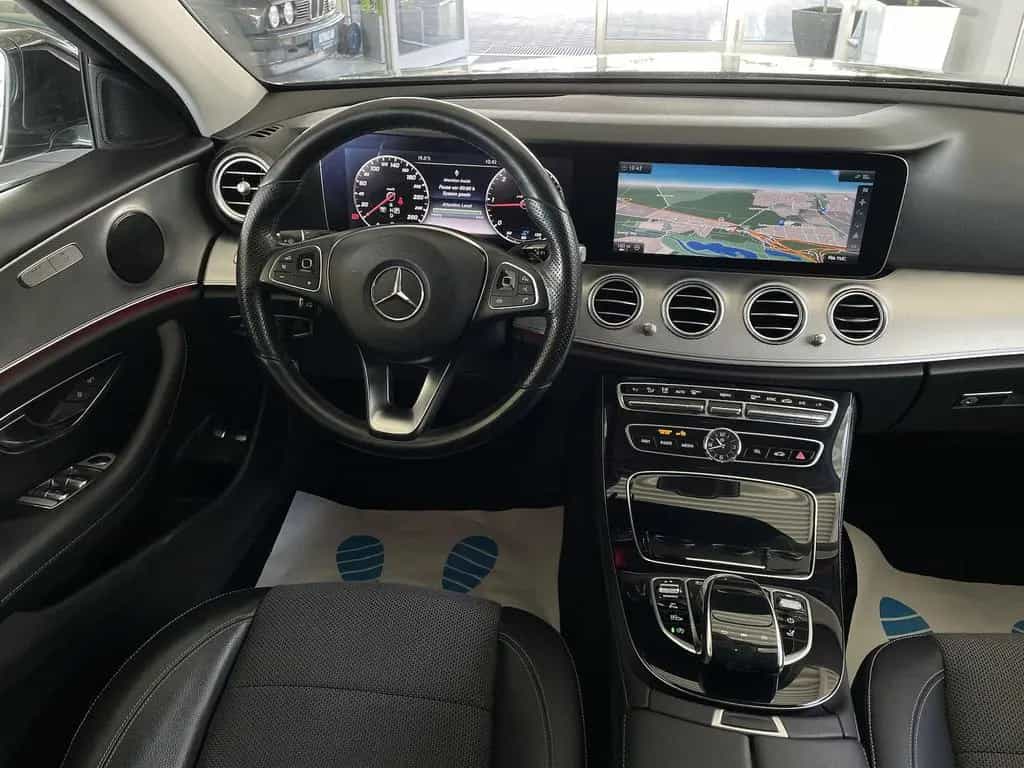 Mercedes-Benz E-Class 220 d Avantgarde Leder Kamera Virtual Keyless 01/2017-photo-17
