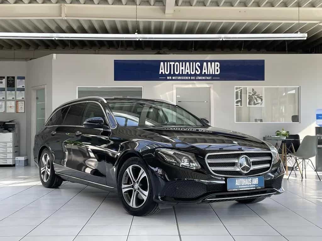 Mercedes-Benz E-Class 220 d Avantgarde Leder Kamera Virtual Keyless 01/2017-photo-2