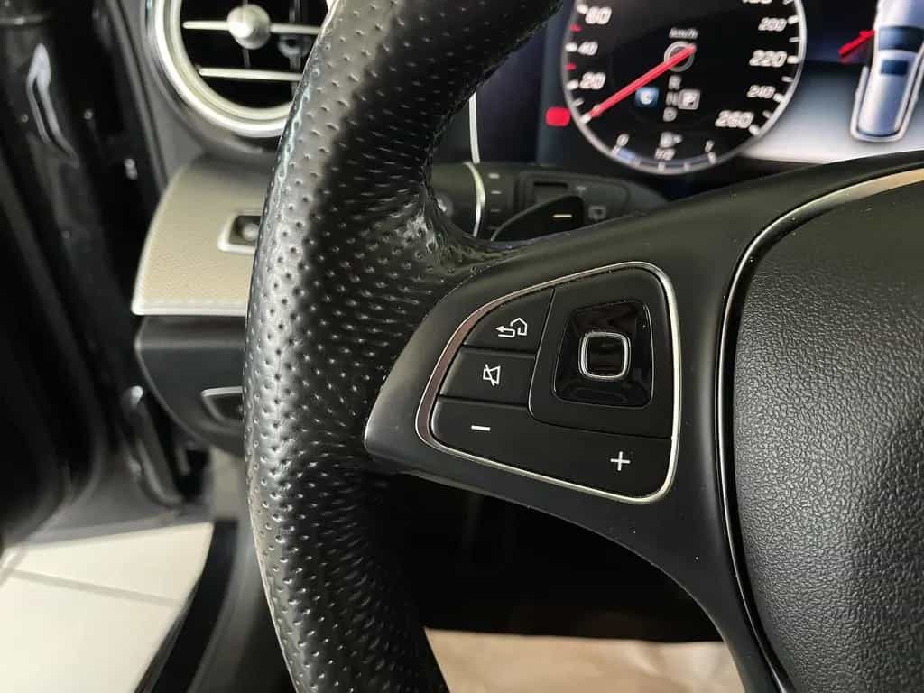 Mercedes-Benz E-Class 220 d Avantgarde Leder Kamera Virtual Keyless 01/2017-photo-21