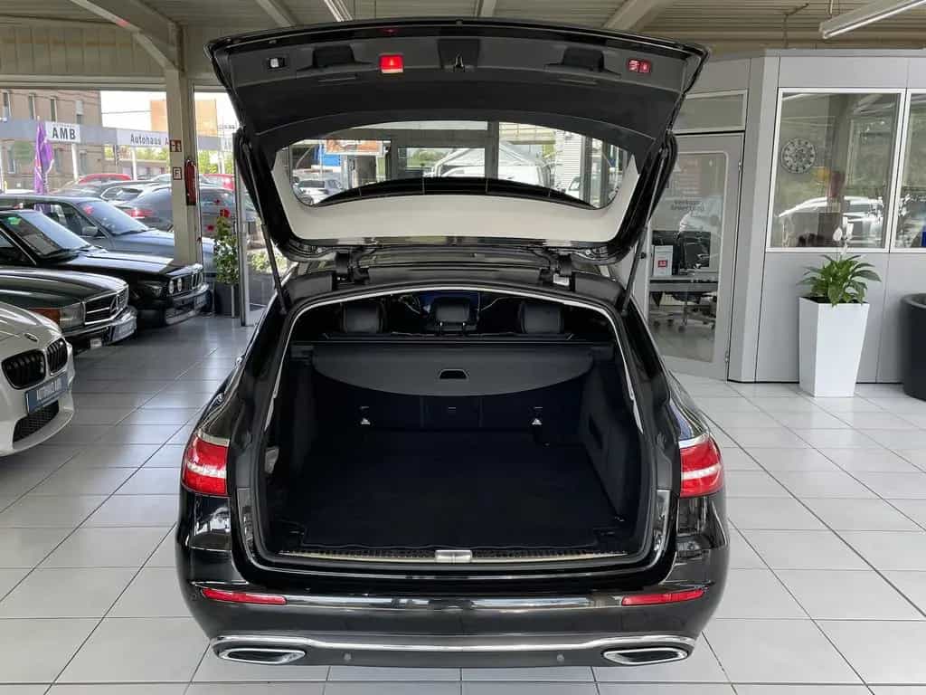 Mercedes-Benz E-Class 220 d Avantgarde Leder Kamera Virtual Keyless 01/2017-photo-24