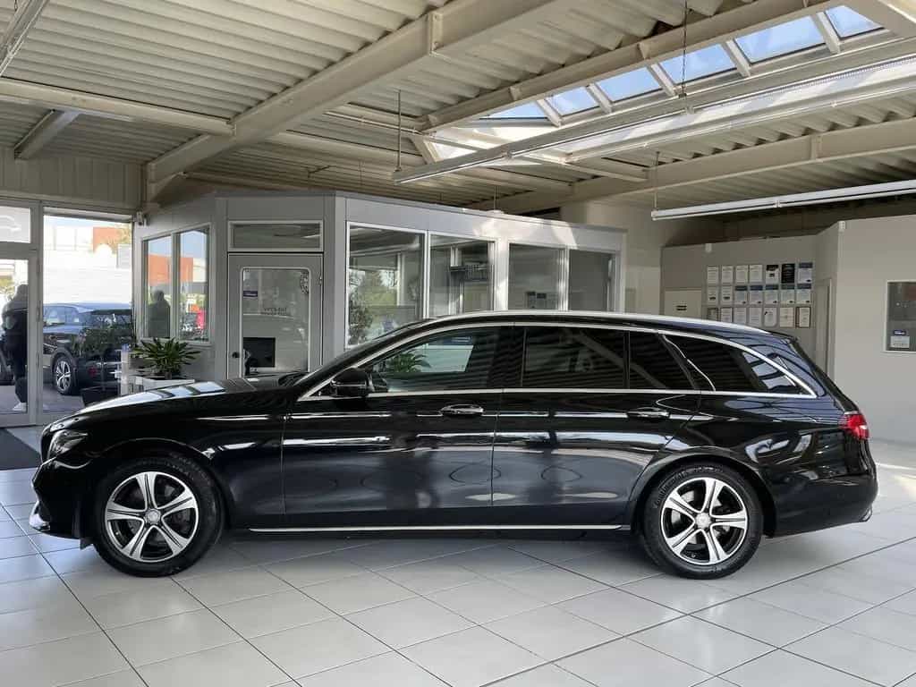 Mercedes-Benz E-Class 220 d Avantgarde Leder Kamera Virtual Keyless 01/2017-photo-4