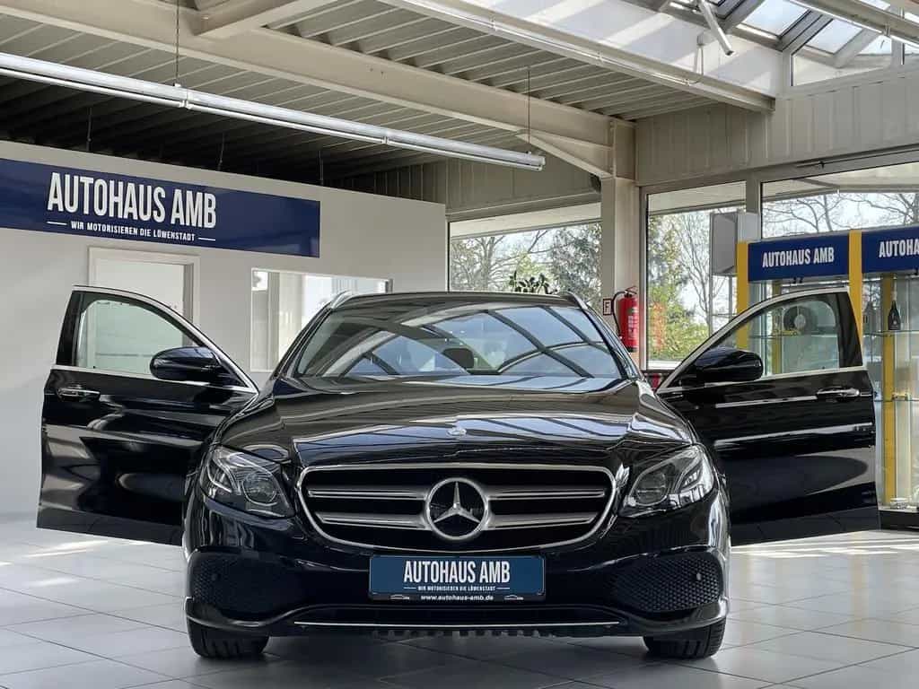 Mercedes-Benz E-Class 220 d Avantgarde Leder Kamera Virtual Keyless 01/2017-photo-7