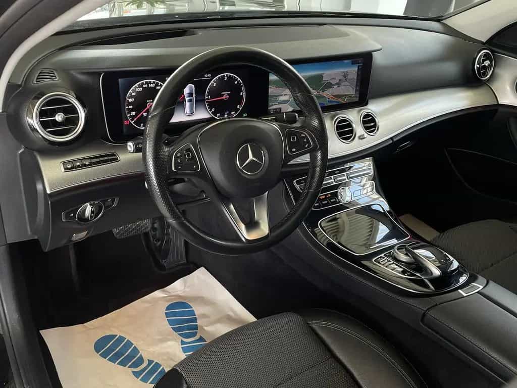 Mercedes-Benz E-Class 220 d Avantgarde Leder Kamera Virtual Keyless 01/2017-photo-8