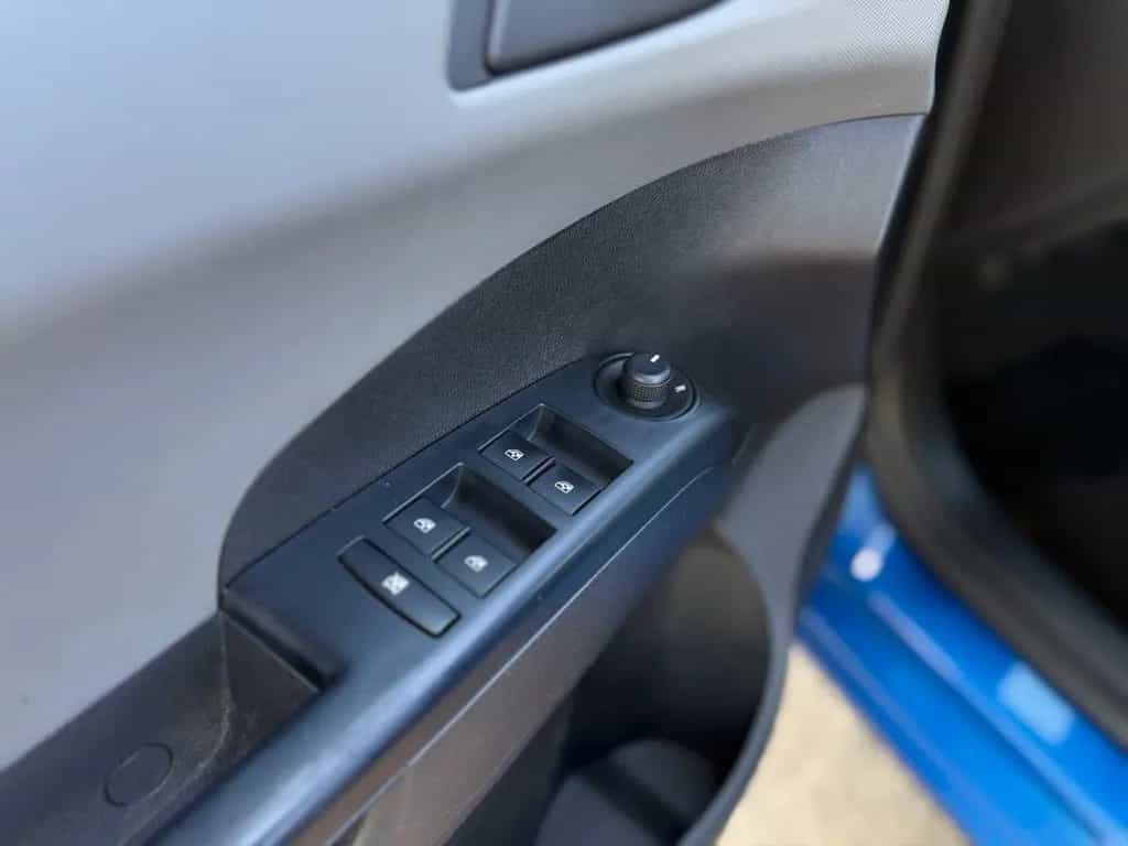 Chevrolet Aveo Schrägheck LT+ /KLIMA/TEMP/NAVI 04/2013-photo-7