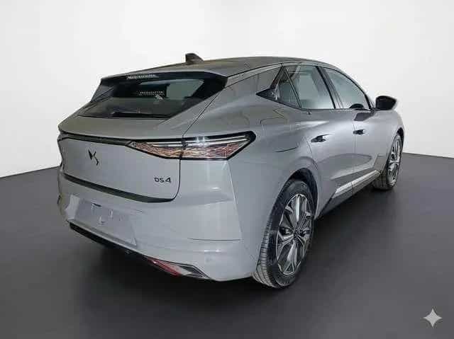 DS Automobiles DS4 DS 4 1.2 130cv Trocadero Auto 07/2023-photo-3