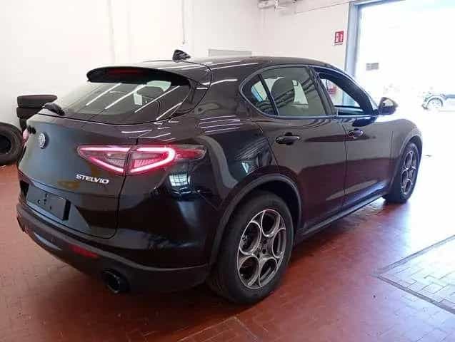 Alfa Romeo Stelvio 2.2d 160cv Sprint Navi+Palett 02/2024-photo-3