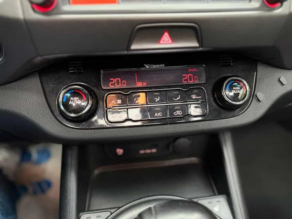 Kia Sportage Spirit 4WD 2.0 CRDi |PANO|XEN|KAM|SHZG| 10/2012-photo-23