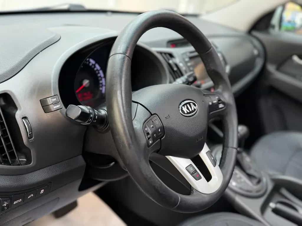 Kia Sportage Spirit 4WD 2.0 CRDi |PANO|XEN|KAM|SHZG| 10/2012-photo-9