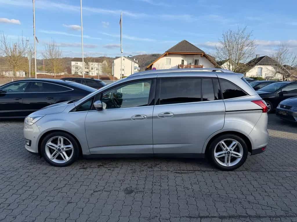Ford Grand C-MAX Titanium 1.5 EcoBoost 7Sitzer Auto. 12/2018-photo-4