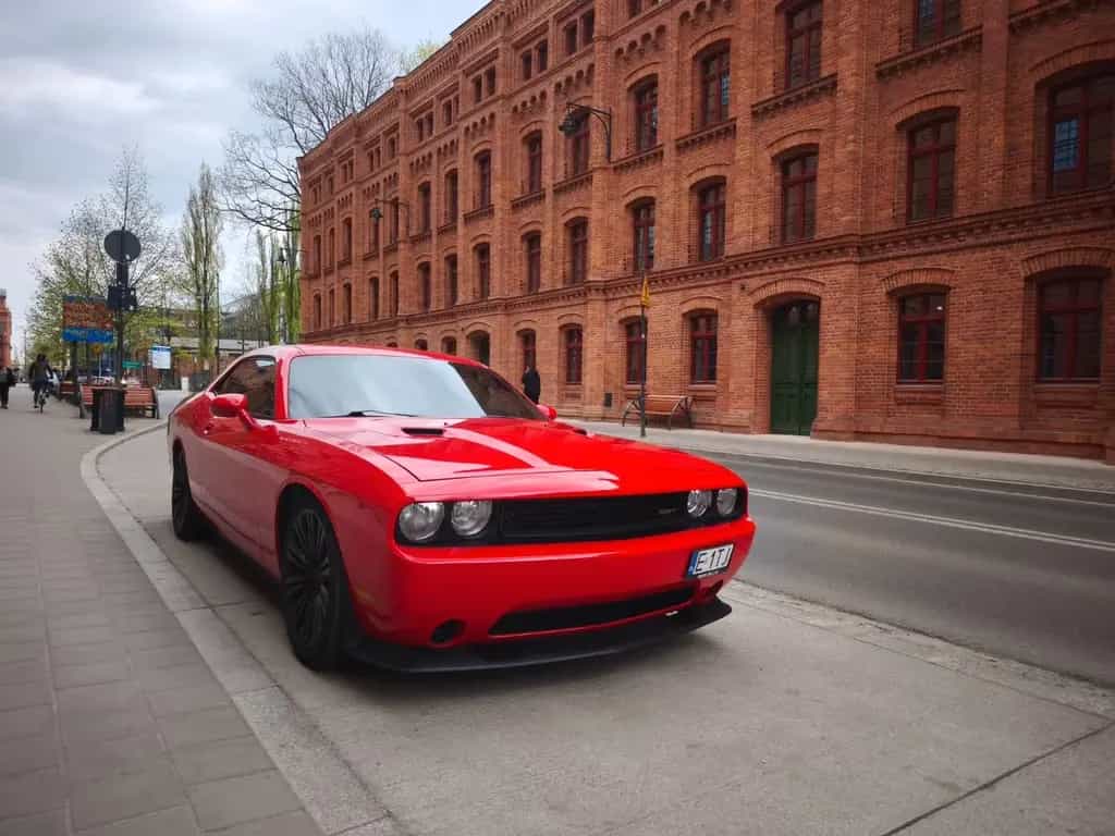 Dodge Challenger 04/2014-photo-0