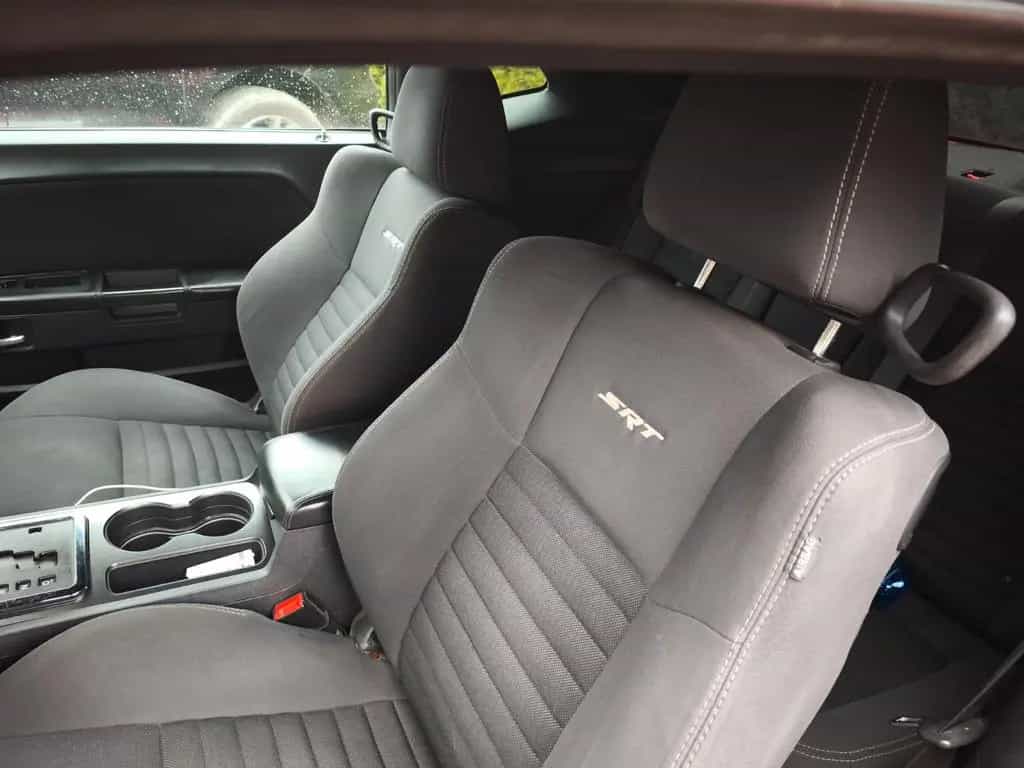 Dodge Challenger 04/2014-photo-13