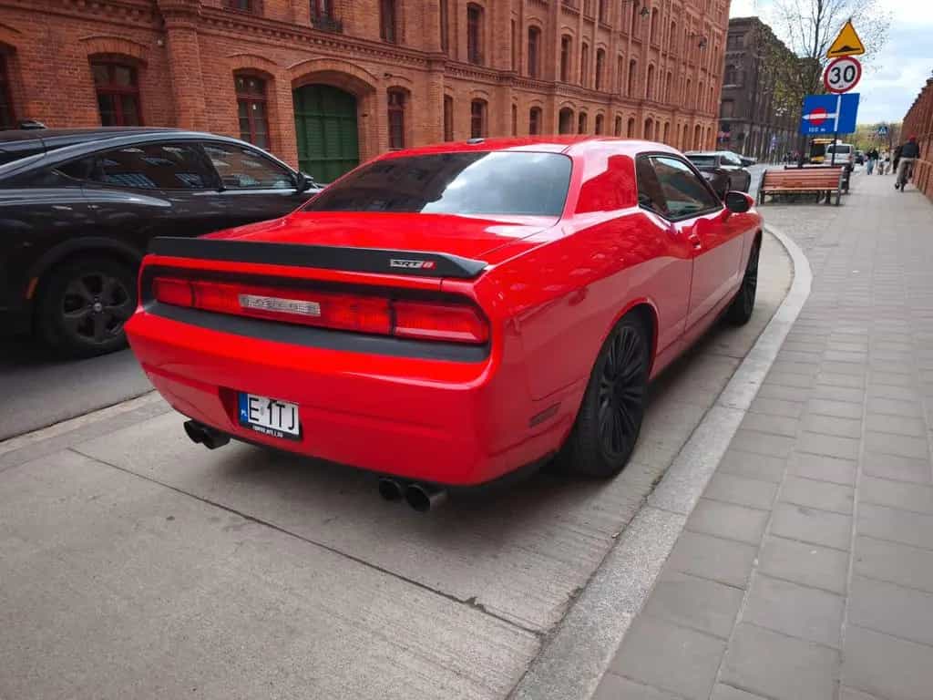 Dodge Challenger 04/2014-photo-4
