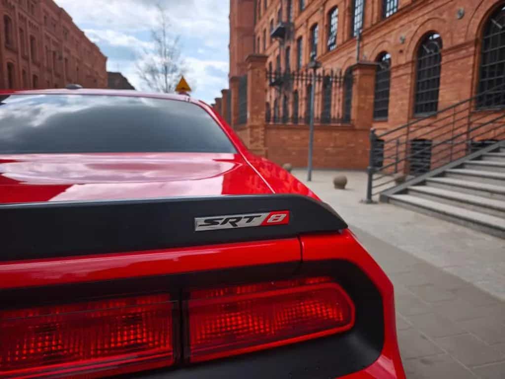 Dodge Challenger 04/2014-photo-5
