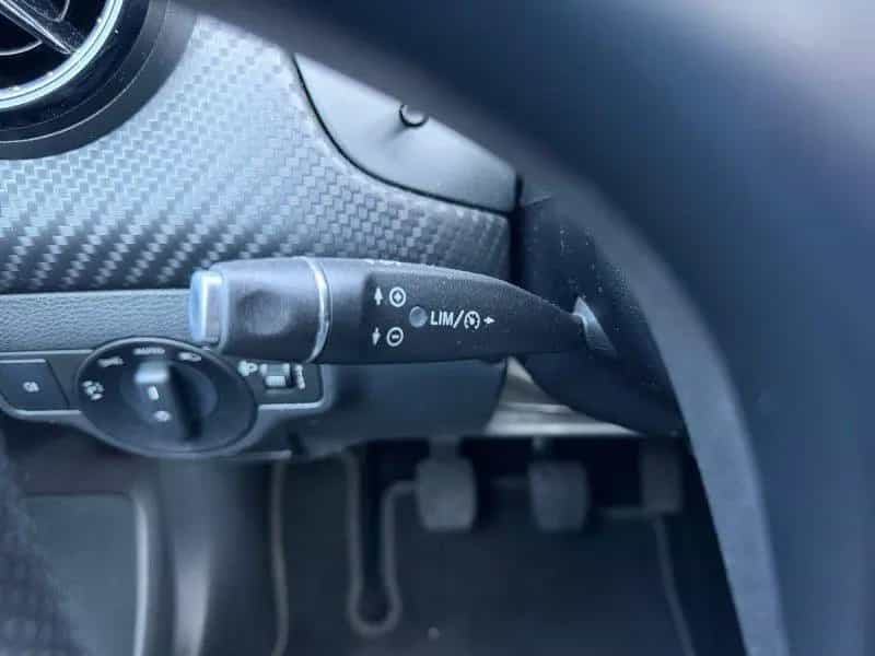 Mercedes-Benz GLA-Class 180 Navi/Winterpaket 10/2019-photo-21