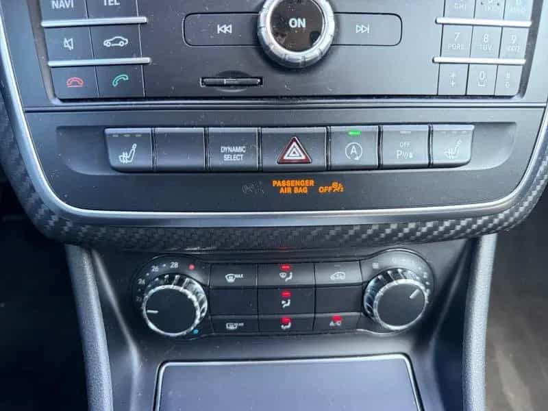 Mercedes-Benz GLA-Class 180 Navi/Winterpaket 10/2019-photo-23