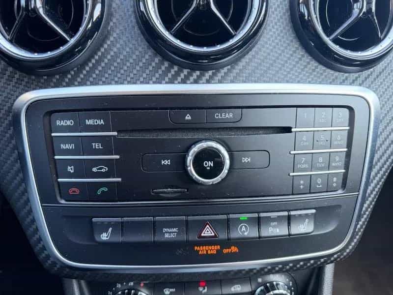 Mercedes-Benz GLA-Class 180 Navi/Winterpaket 10/2019-photo-24
