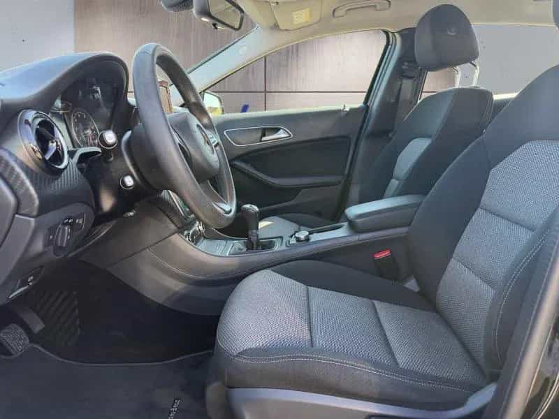Mercedes-Benz GLA-Class 180 Navi/Winterpaket 10/2019-photo-8