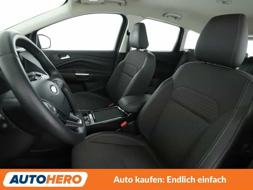 Ford Kuga 1.5 EcoBoost Titanium Aut.*NAVI*TEMPO*PDC* 04/2019-photo-9