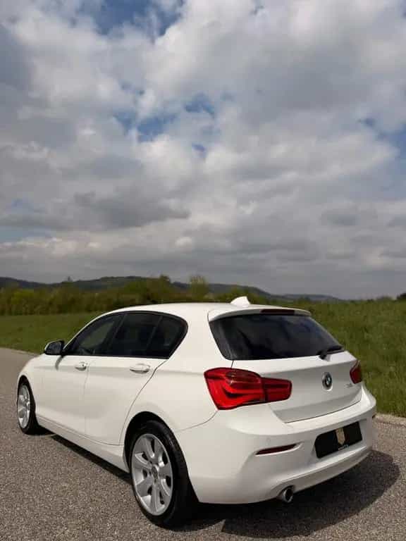 BMW 1 Series 118 i Advantage/Navi/PDC/SHZ/Alu/M-Lenkrad/Bluet 02/2019-photo-16