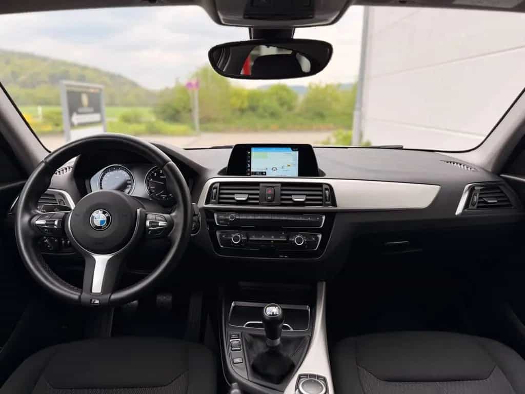 BMW 1 Series 118 i Advantage/Navi/PDC/SHZ/Alu/M-Lenkrad/Bluet 02/2019-photo-20