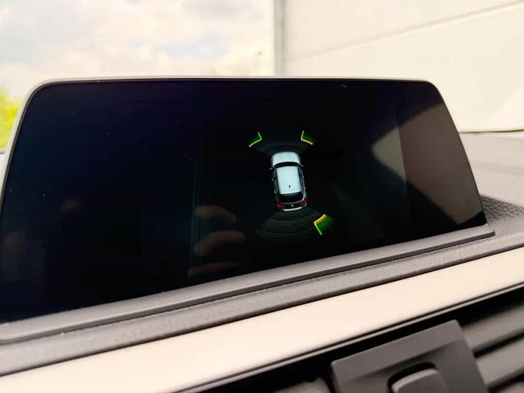 BMW 1 Series 118 i Advantage/Navi/PDC/SHZ/Alu/M-Lenkrad/Bluet 02/2019-photo-28