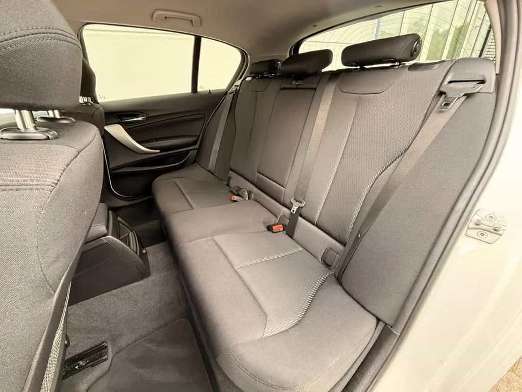 BMW 1 Series 118 i Advantage/Navi/PDC/SHZ/Alu/M-Lenkrad/Bluet 02/2019-photo-31