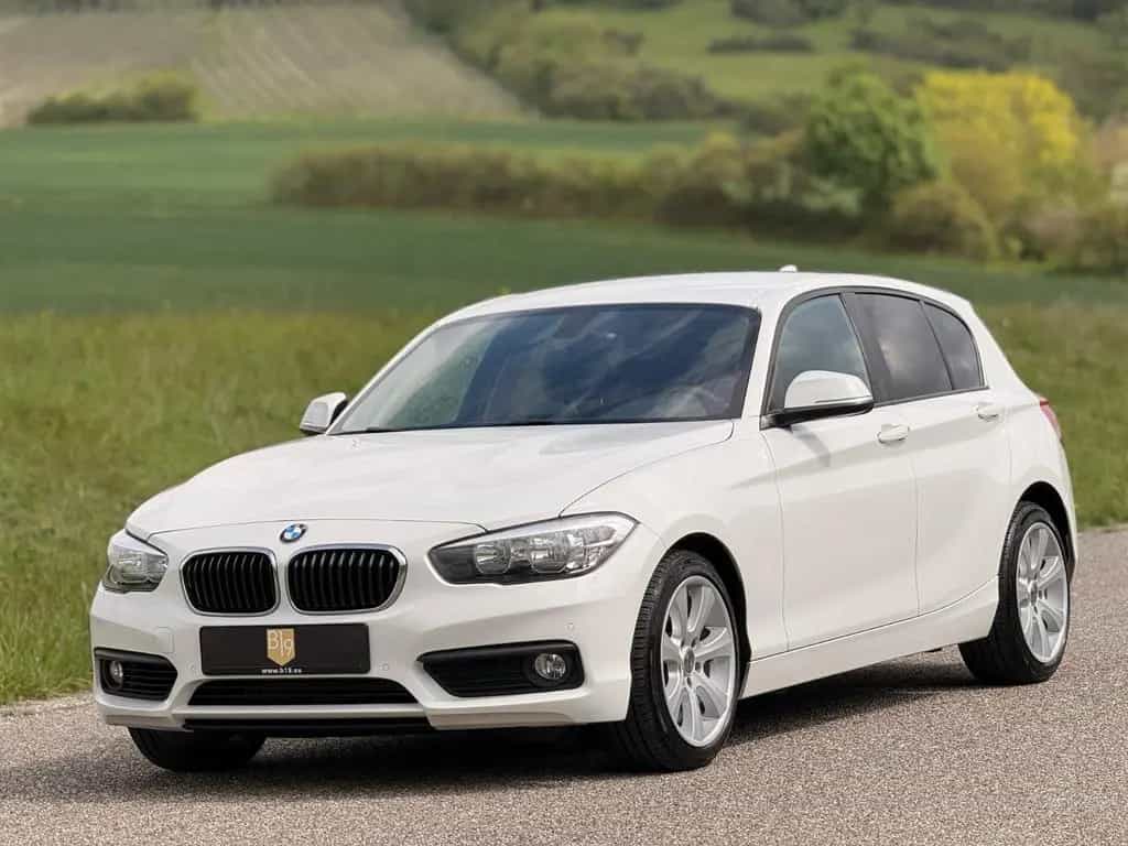 BMW 1 Series 118 i Advantage/Navi/PDC/SHZ/Alu/M-Lenkrad/Bluet 02/2019-photo-4