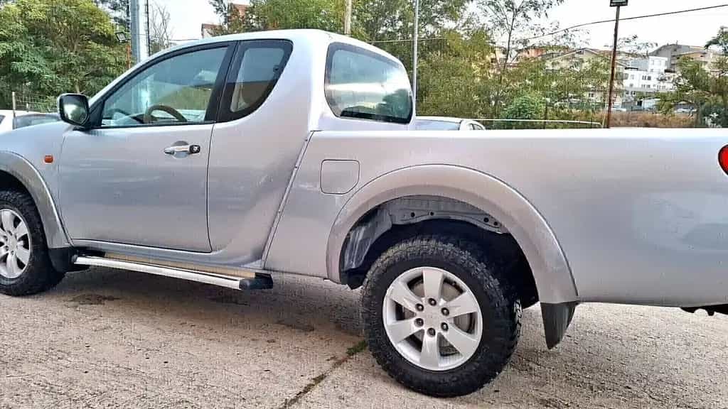 Mitsubishi L200 L200 2.5 DI-D/136CV Club Cab Invite 09/2008-photo-5