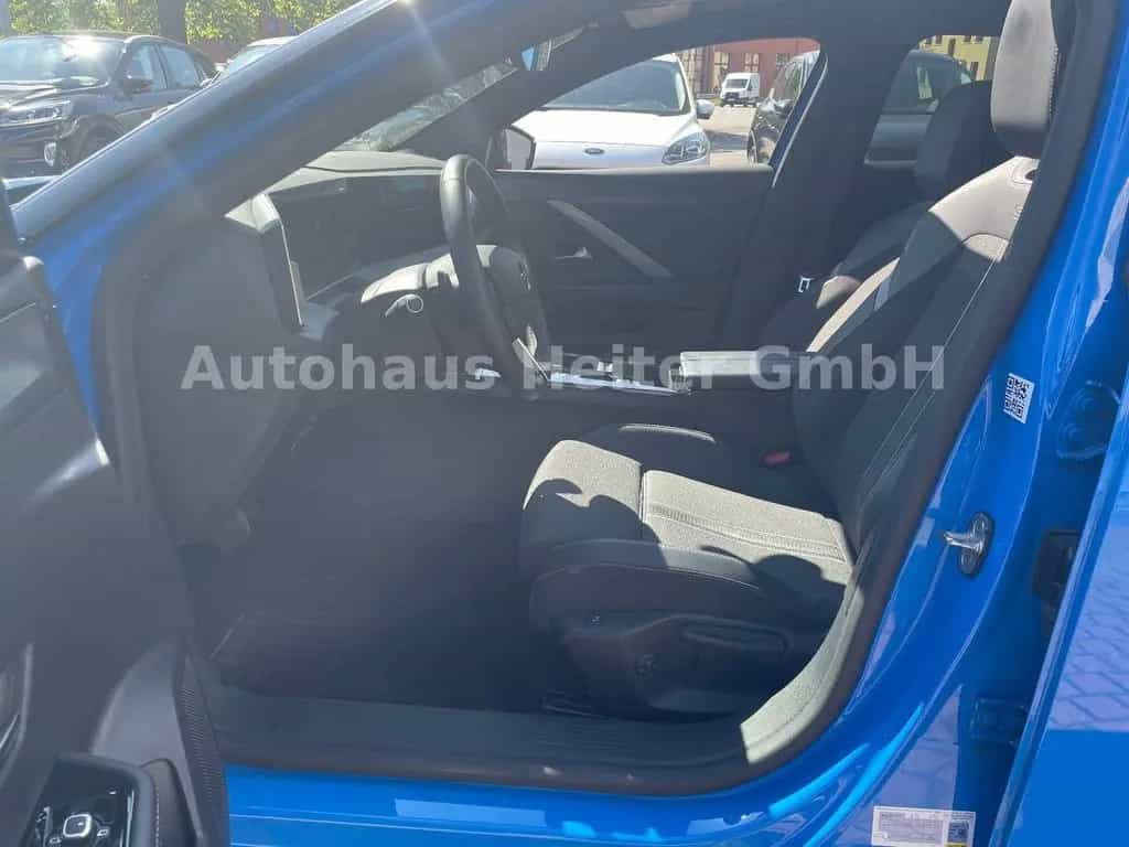 Opel Astra 1.2 ST GS / Schiebedach+360°+Head-UP 05/2025-photo-15