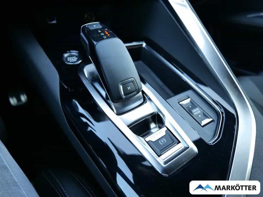 Peugeot 5008 1.6 PureTech GT 7-Sitzer/Totwinkel/360CAM 02/2022-photo-16
