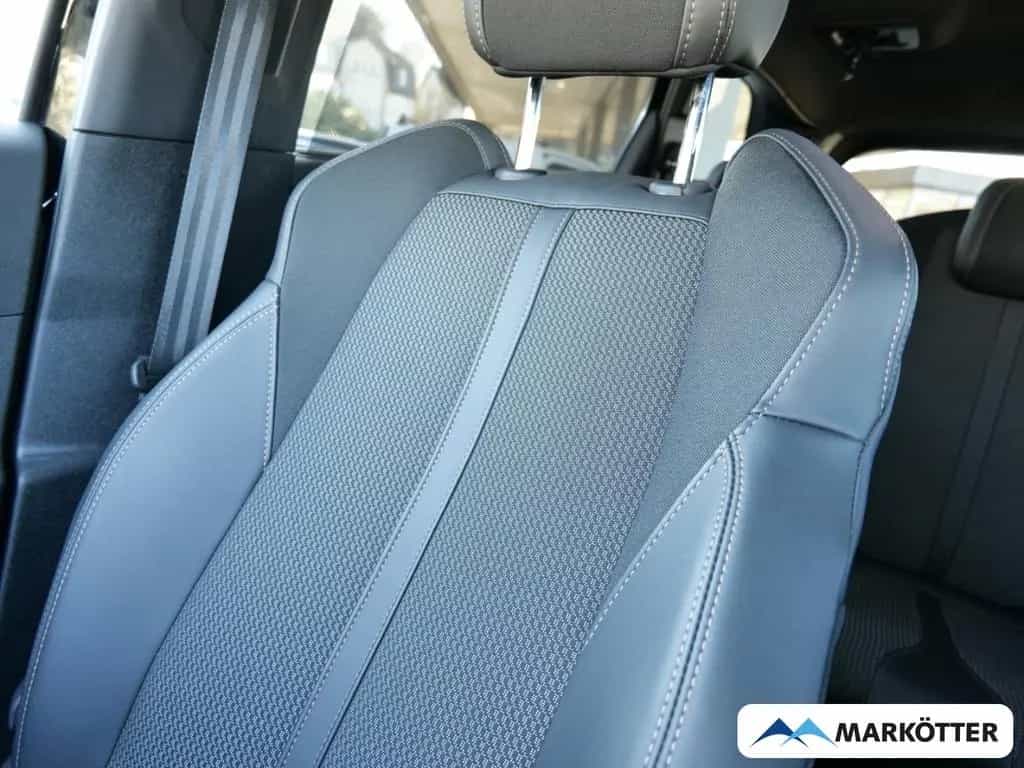Peugeot 5008 1.6 PureTech GT 7-Sitzer/Totwinkel/360CAM 02/2022-photo-32