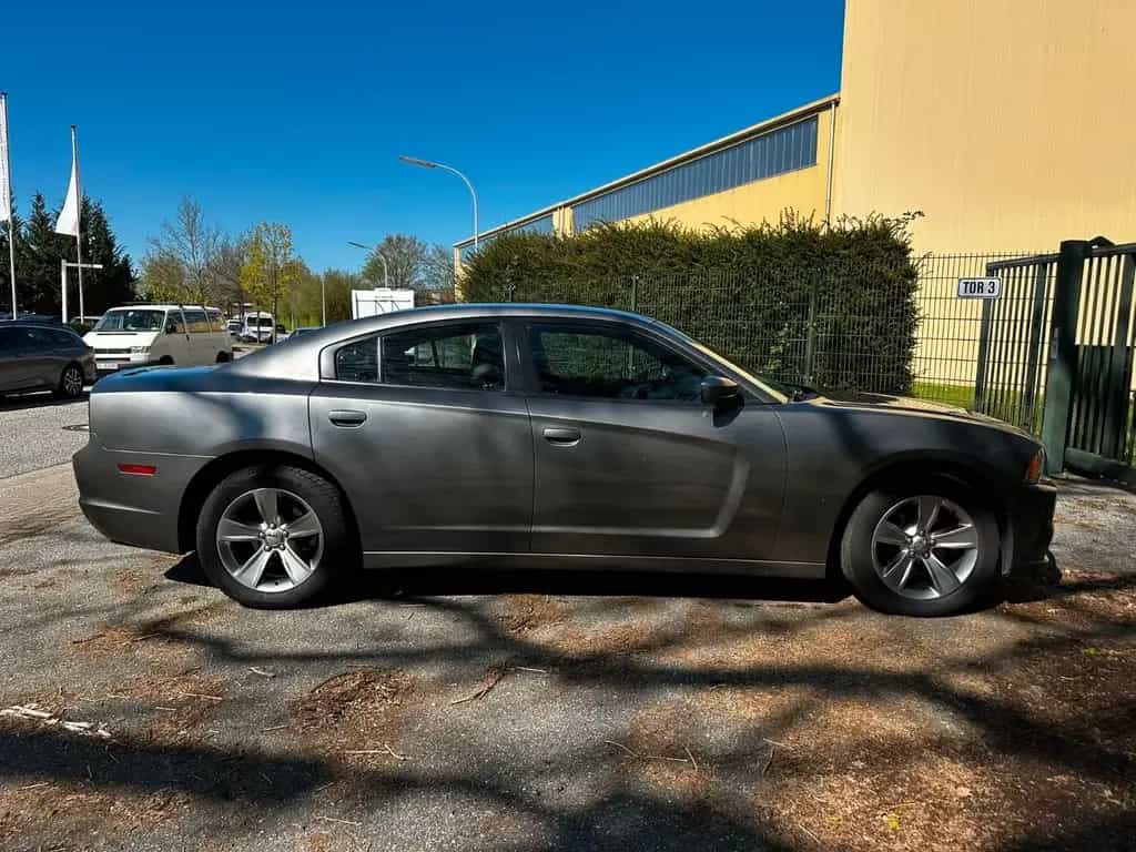 Dodge Charger 3.6 V6 03/2011-photo-1