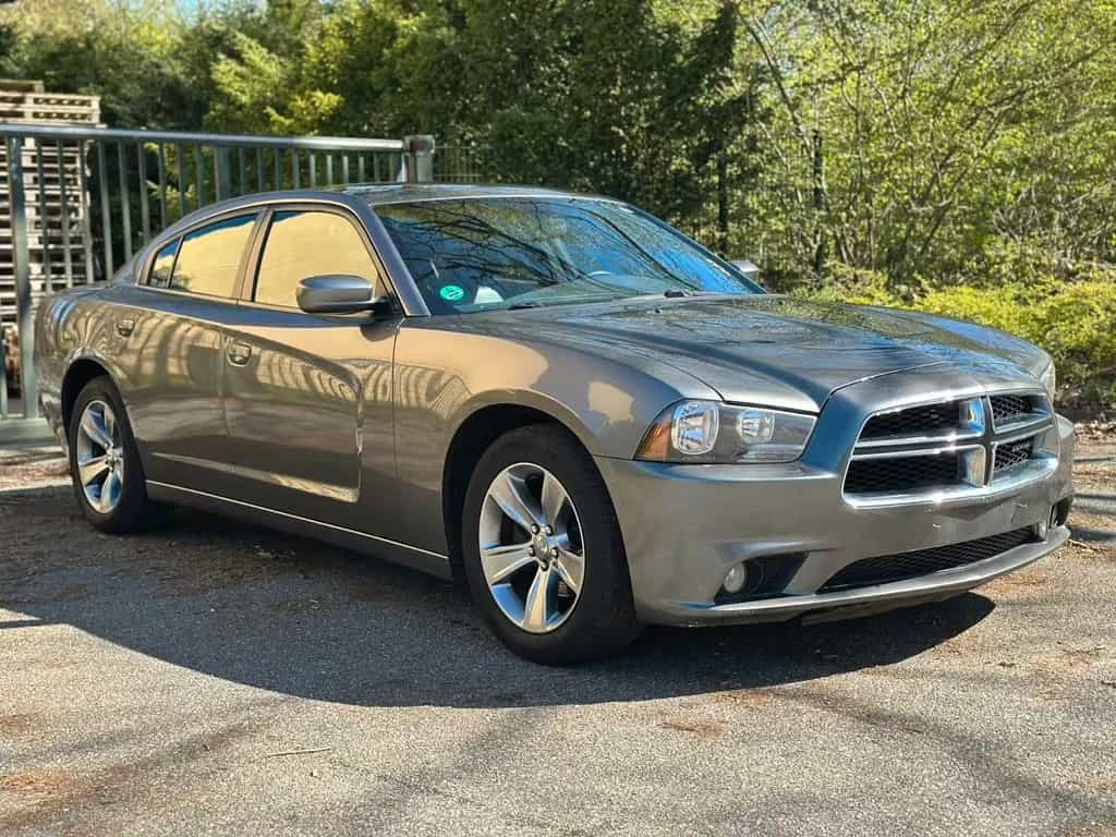 Dodge Charger 3.6 V6 03/2011-photo-4
