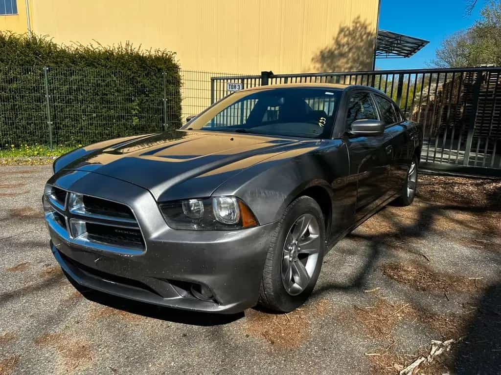 Dodge Charger 3.6 V6 03/2011-photo-5