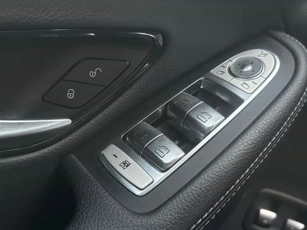 Mercedes-Benz GLC 200 AMG LINE 4Matic*LED*LM*RKAM*NIGHTPA*AHK* 10/2019-photo-13