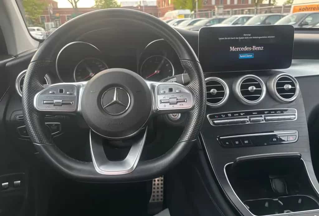 Mercedes-Benz GLC 200 AMG LINE 4Matic*LED*LM*RKAM*NIGHTPA*AHK* 10/2019-photo-15