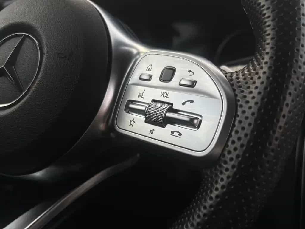 Mercedes-Benz GLC 200 AMG LINE 4Matic*LED*LM*RKAM*NIGHTPA*AHK* 10/2019-photo-18