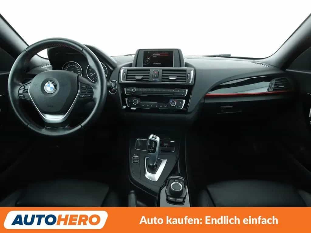 BMW 2 Series 218i Sport Line Aut.*BiXENON*TEMPO*PDC*SHZ* 07/2015-photo-11