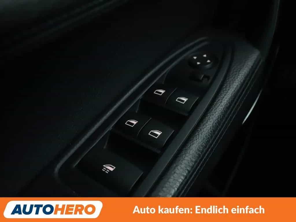 BMW 2 Series 218i Sport Line Aut.*BiXENON*TEMPO*PDC*SHZ* 07/2015-photo-23